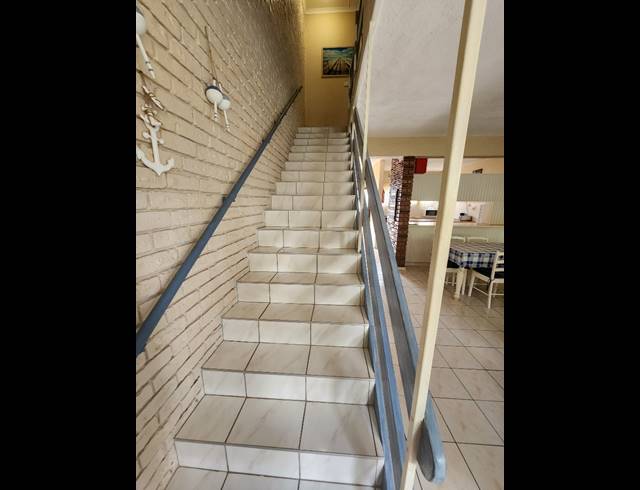 3 BEDROOM TOWNHOUSE FOR SALE IN MANABA BEACH